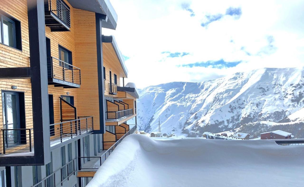 Cozy 2 Bedroom Apartment In The Gudauri Centre - Ski In/ Ski Out Extérieur photo